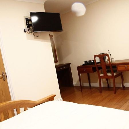 Bed and Breakfast The Bell And Bottle Maidenhead Exteriér fotografie
